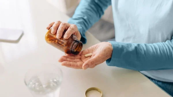 7 Findings About Daily Multivitamins That Could Matter for Healthy Aging, According to New Research
